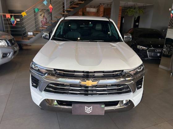 CHEVROLET S10 2.8 16V TURBO DIESEL HIGH COUNTRY CD 4X4 AUTOMÁTICO